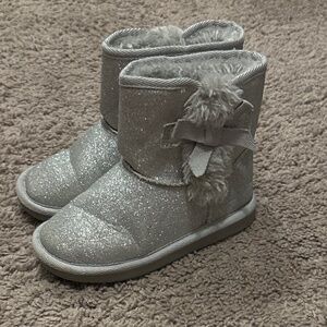 Children’s sparkle boots